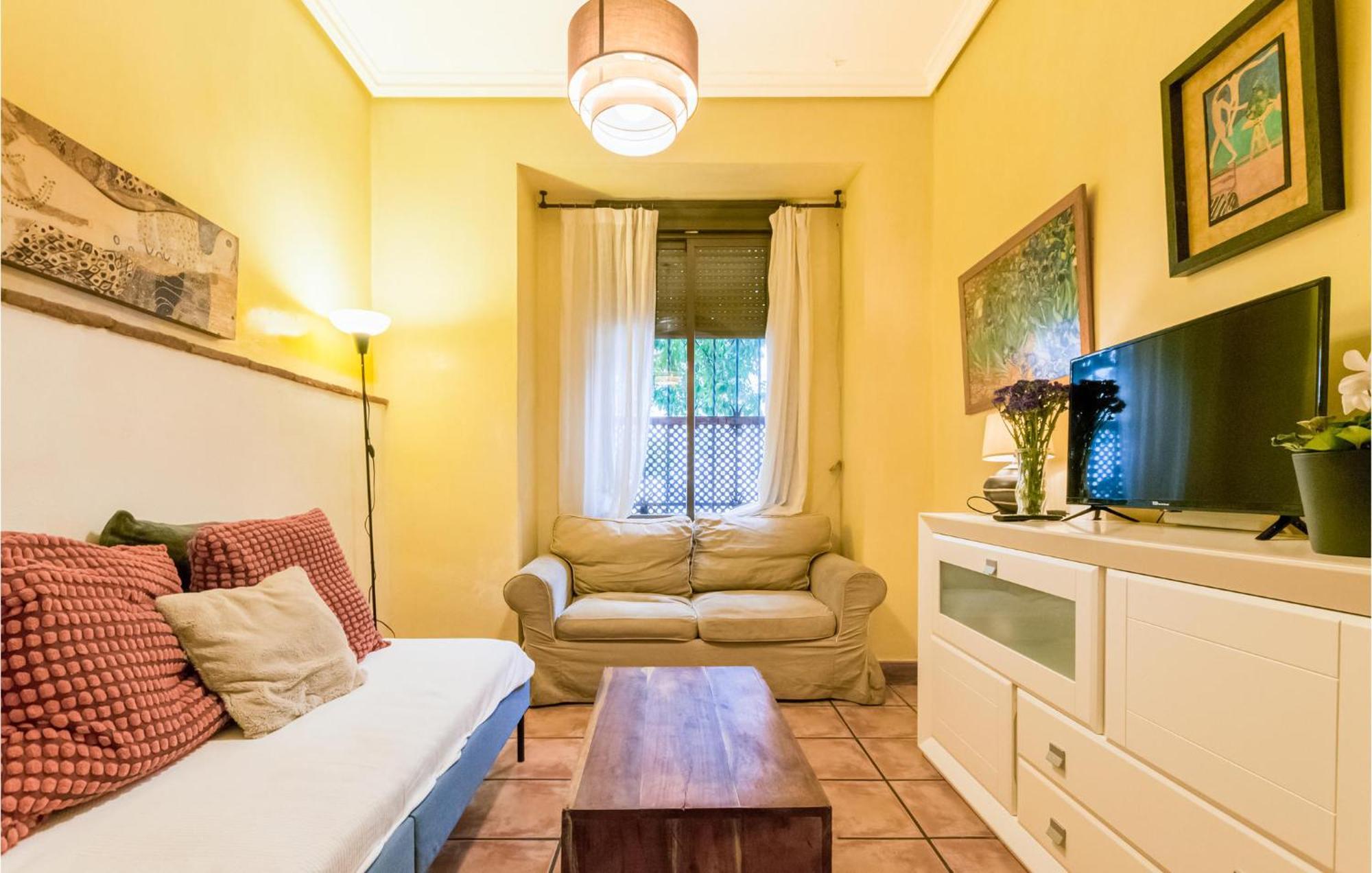 Lovely Apartment In Cordoba With Kitchen Экстерьер фото