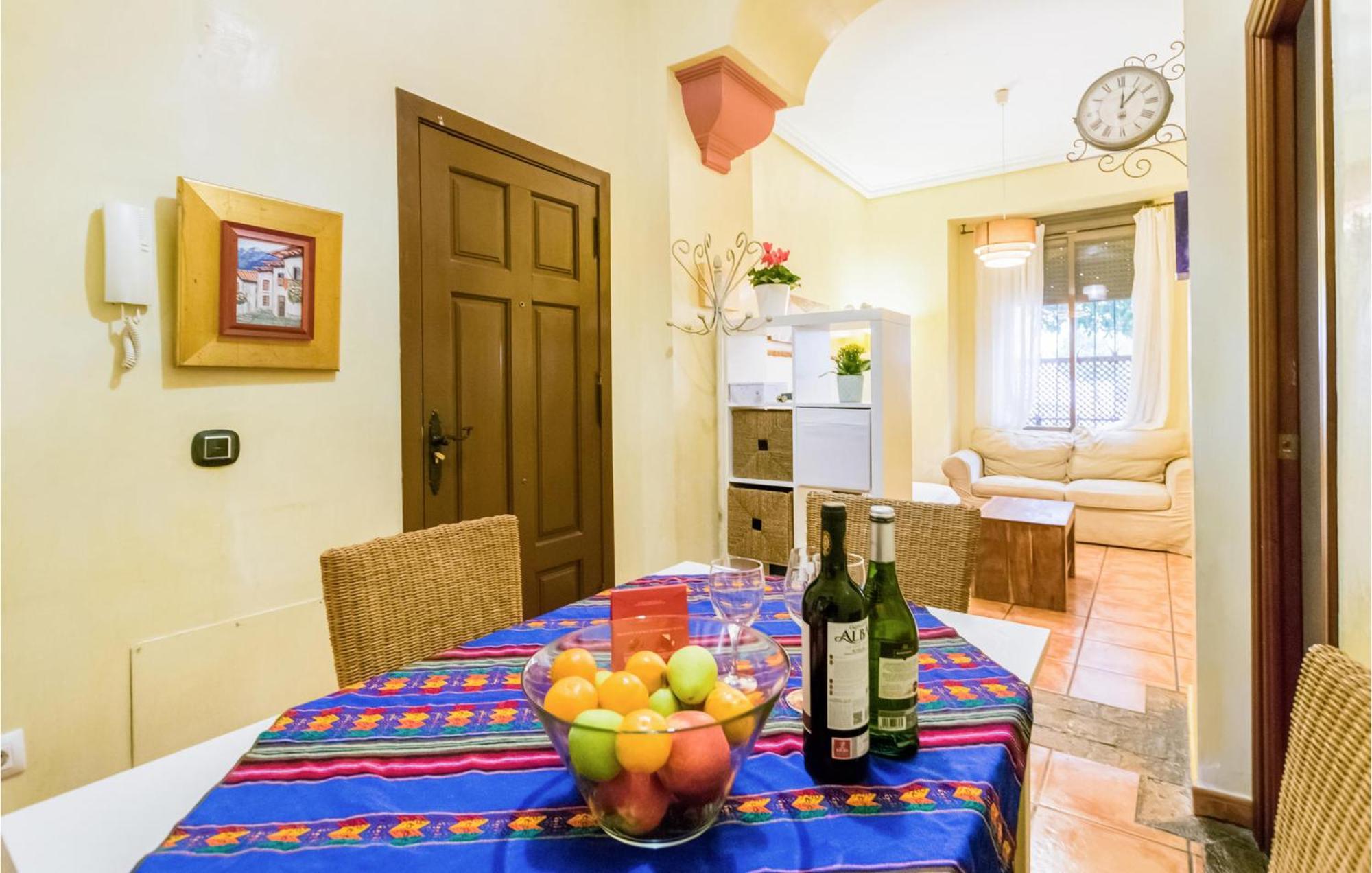 Lovely Apartment In Cordoba With Kitchen Экстерьер фото